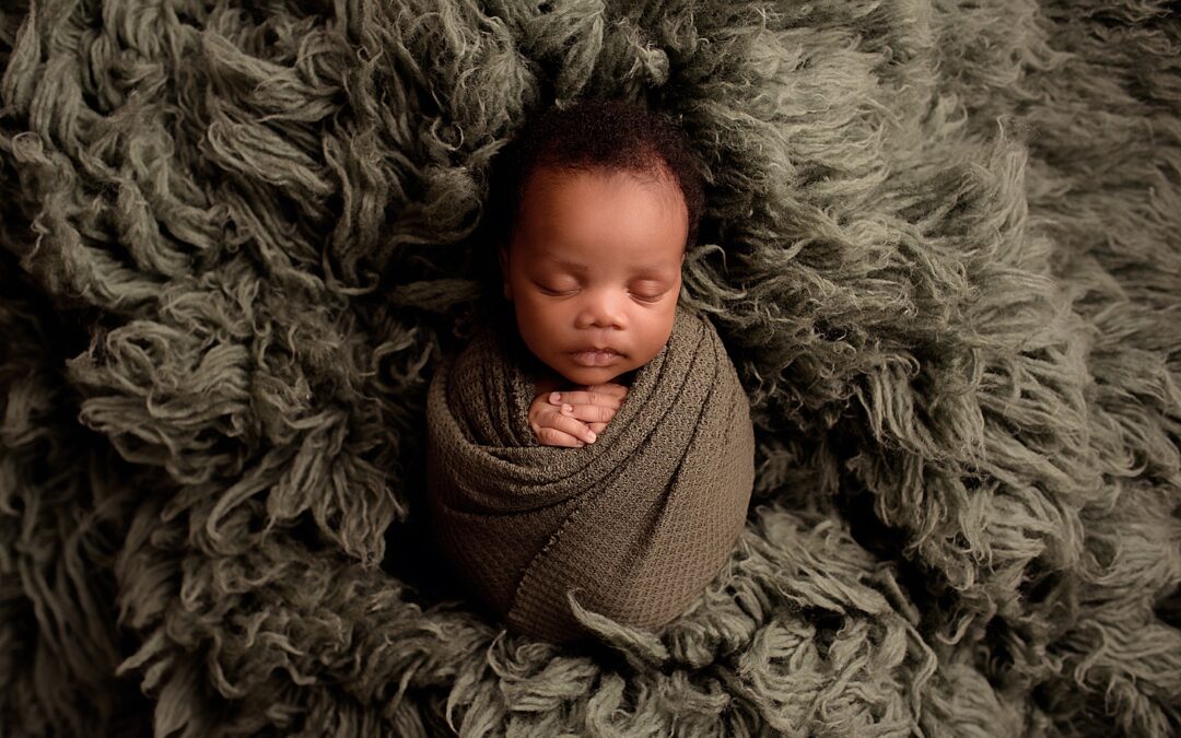 How to Prepare for Your Newborn Session | Silver Spring Family Photographer